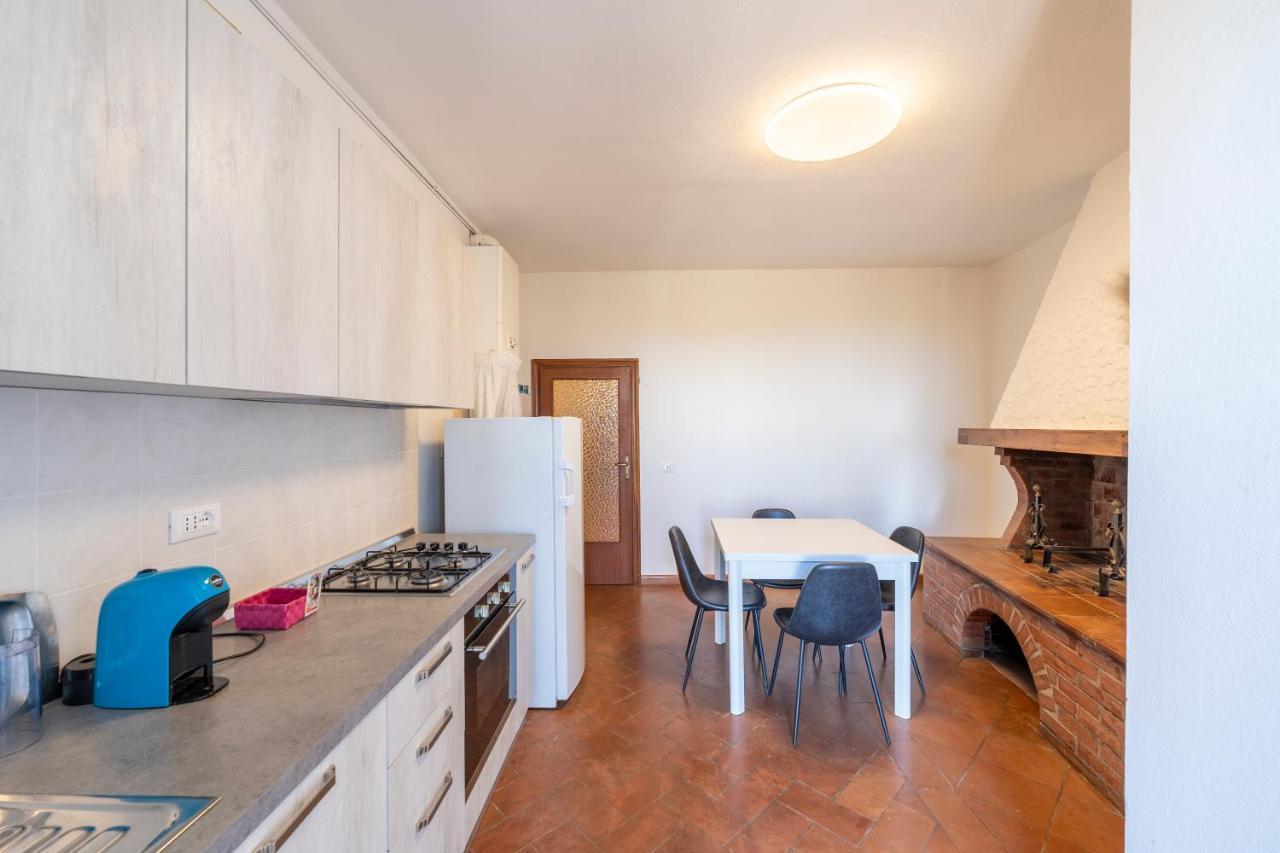 Le Vecchie Cantine Chianni Eksteriør bilde