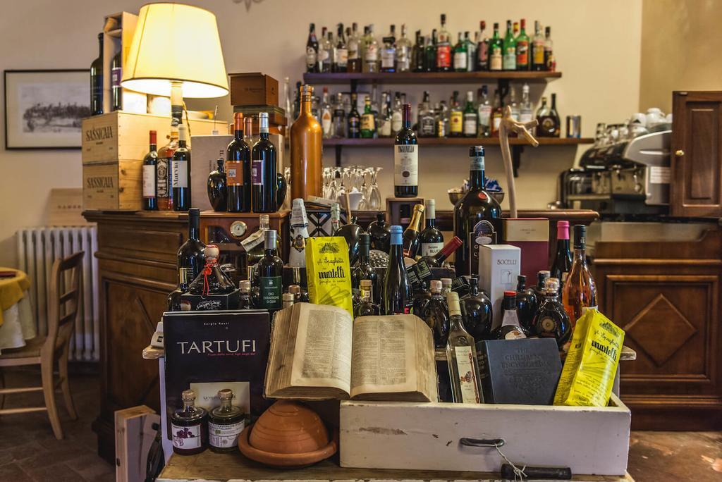 Le Vecchie Cantine Chianni Eksteriør bilde